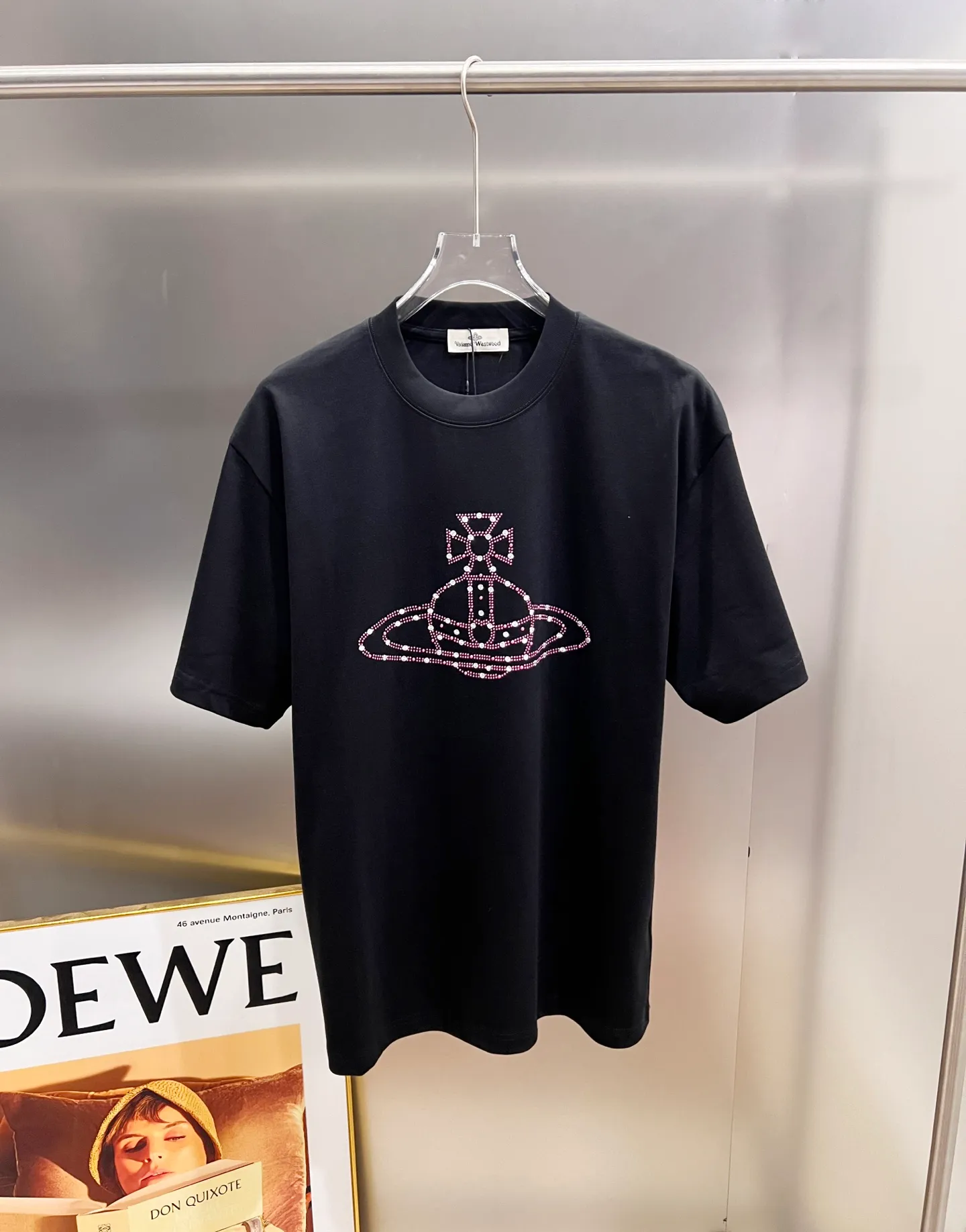 Vivienne* 2026 New Arrival logo Premium ！ Breathable ， Same Style Size S M L XL XXL Black White